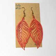 Load image into Gallery viewer, Feather Alto - Earrings
